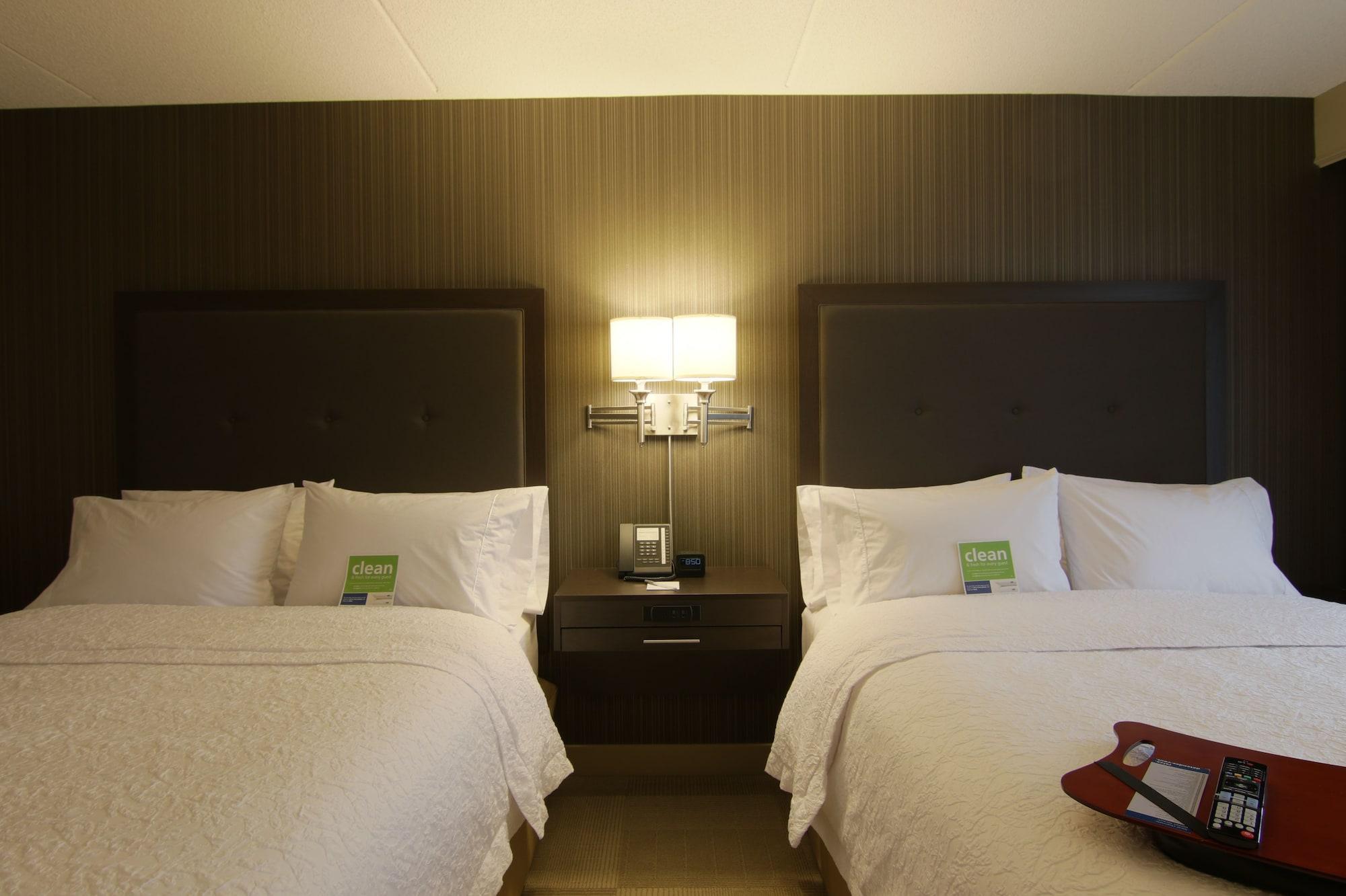 Hampton Inn & Suites By Hilton Toronto Markham Bagian luar foto